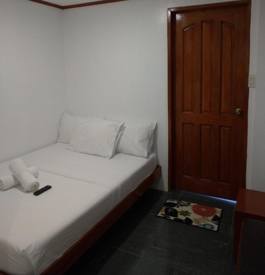 Lsm Square Residences Balabag  المظهر الخارجي الصورة