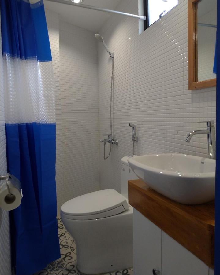 Lsm Square Residences Balabag  المظهر الخارجي الصورة